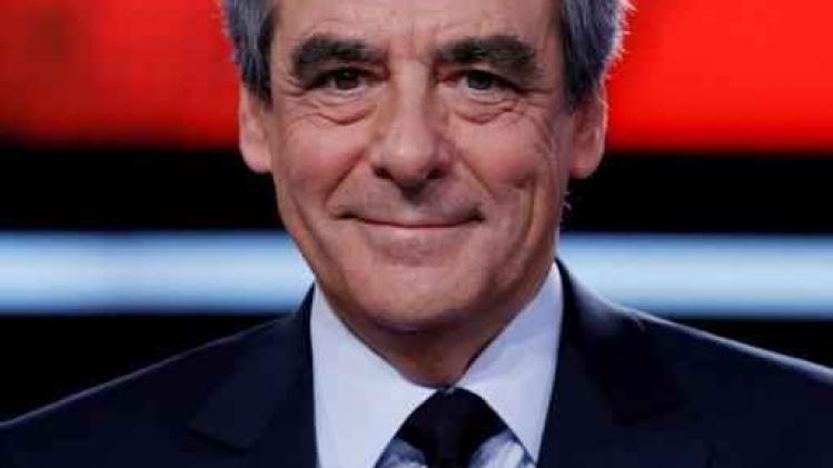 Franse presidentsverkiezingen - Fillon beschuldigt Hollande ervan achter perslekken te zitten