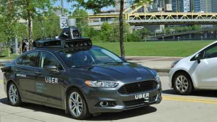 Uber stopt test zelfrijdende auto na ongeluk