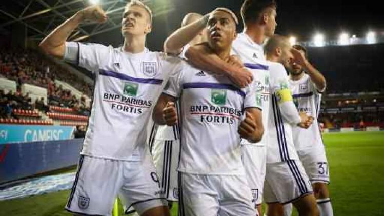 Jupiler Pro League - Leider Anderlecht opent play-offs met zege op Zulte Waregem