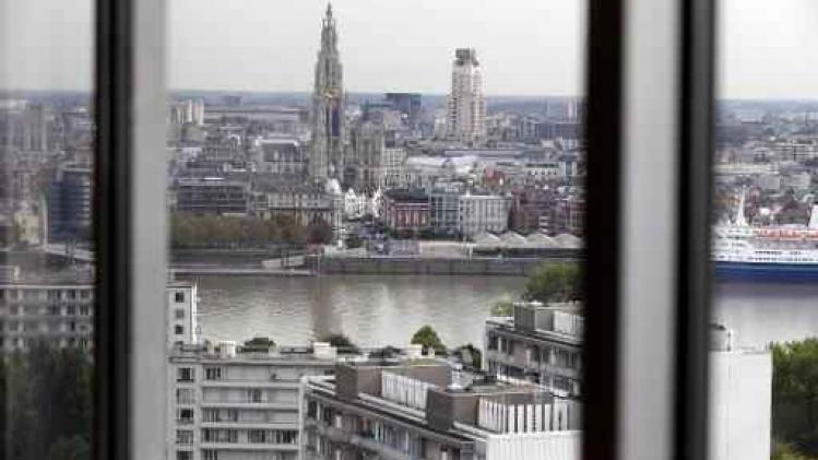 Antwerpse Boerentoren ontruimd na bommelding
