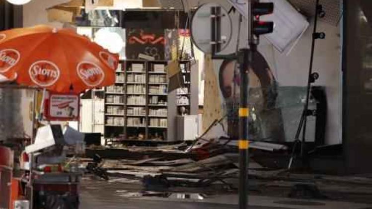 Politie ondervraagt zeven mensen na aanslag Stockholm