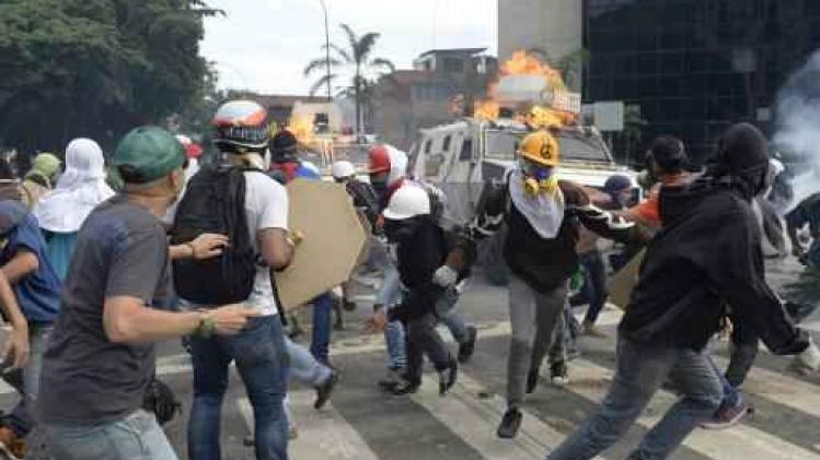 Opnieuw dode gevallen bij protesten in Venezuela