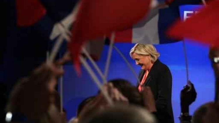 Le Pen wenst Macron succes toe