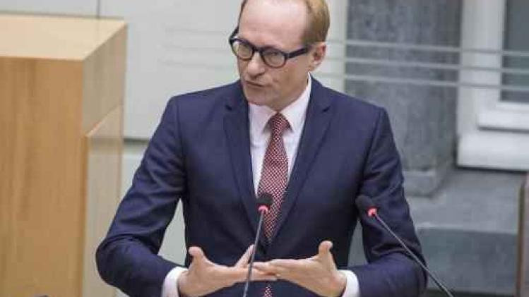 Ook Weyts is geen fan van dolfijnen in gevangenschap