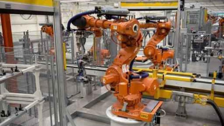 Deal met vakbonden bij Nedcar over langere productietijd