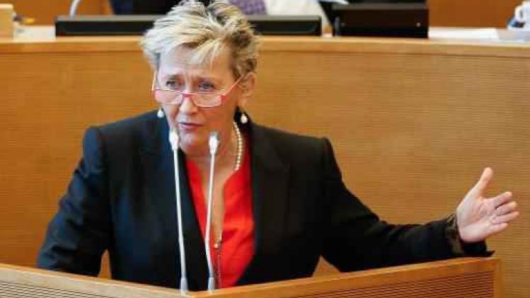 Marie-Dominique Simonet stapt op als voorzitter Liège Airport