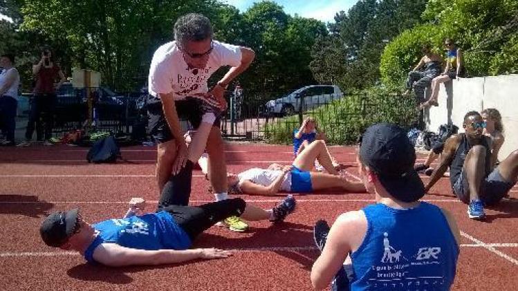 Drie slechtziende jongeren nemen deel aan 20 kilometer van Brussel met hulp van Jacques Borlée