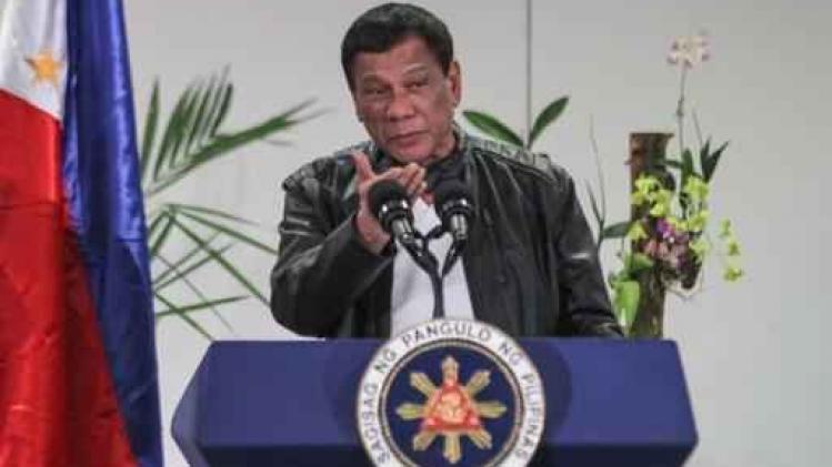 Duterte voert algemeen rookverbod op openbare plaatsen op de Filipijnen in