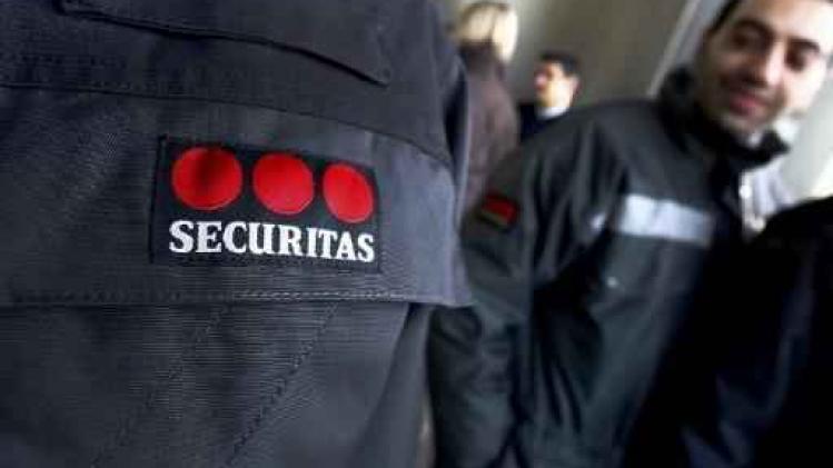 Aanslagen en terreurdreiging doen omzet bewakingssector met bijna 10 procent stijgen