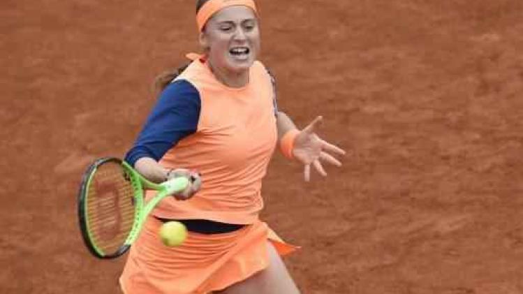 Jelena Ostapenko bereikt kwartfinales Roland Garros