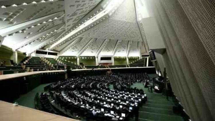 Schietpartij in Iraans parlement