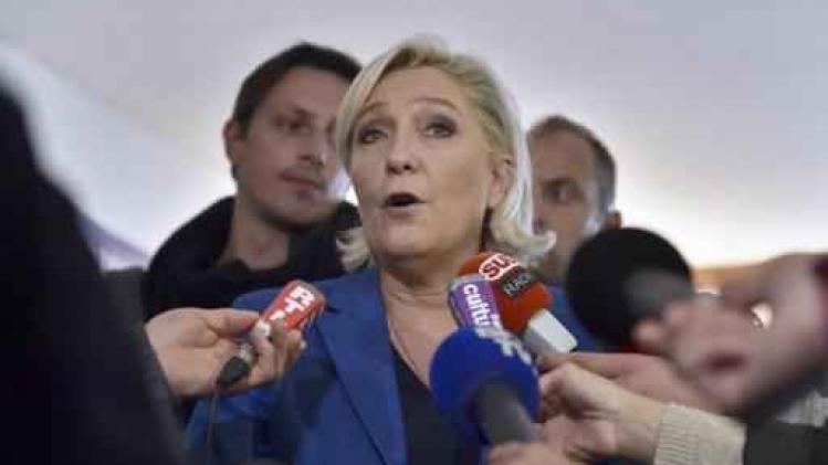Marine Le Pen wint in peiling eerste ronde in haar district