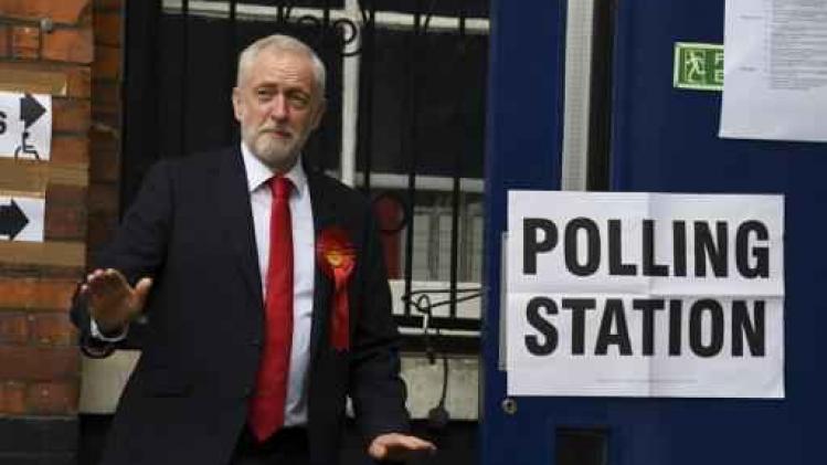 Britse verkiezingen - Labour pakt eerste zetels