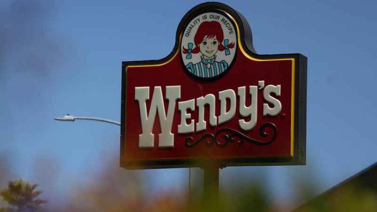 Wendy's steekt stokken in wielen van Wendy's
