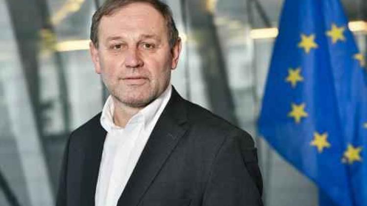 Staes bijzonder scherp voor "populistisch EU-bashen" van minister Weyts over onze frieten