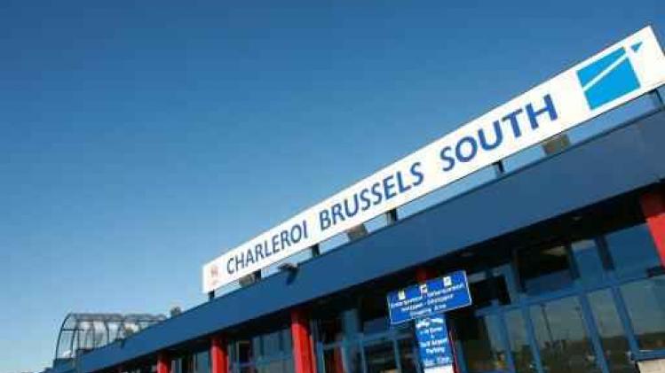 Langere wachttijden op luchthaven Charleroi door stiptheidsactie bij douaniers