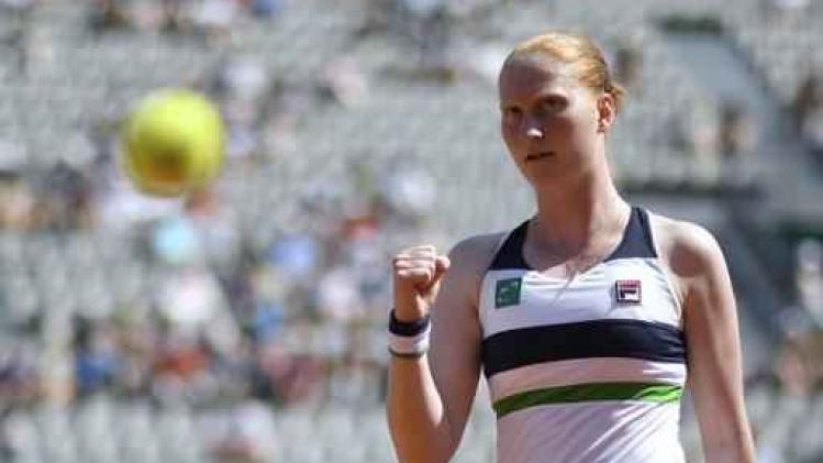 Alison Van Uytvanck neemt vlot eerste horde in kwalificaties Wimbledon