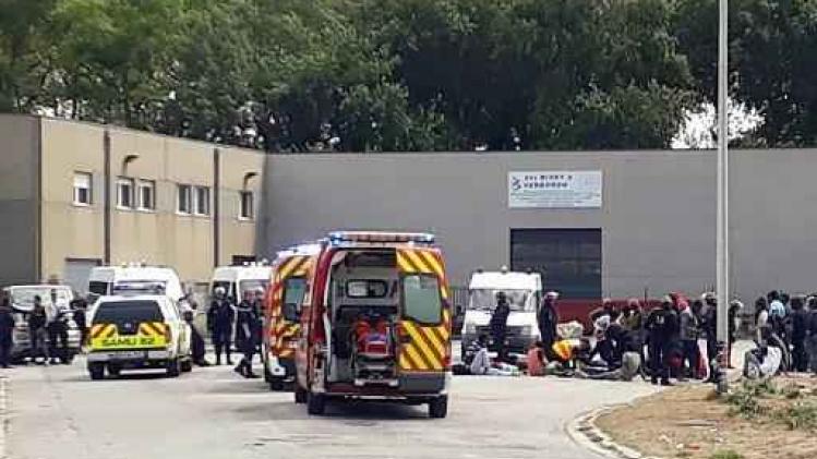 Vechtpartij met honderdtal migranten in Calais