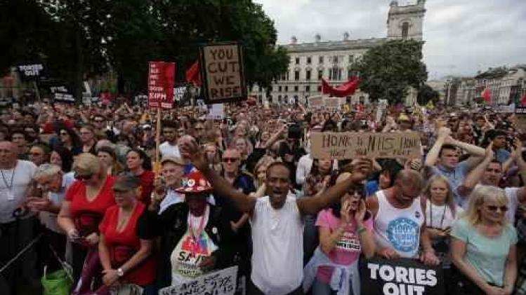 Duizenden Britten betogen in Londen tegen regering-May