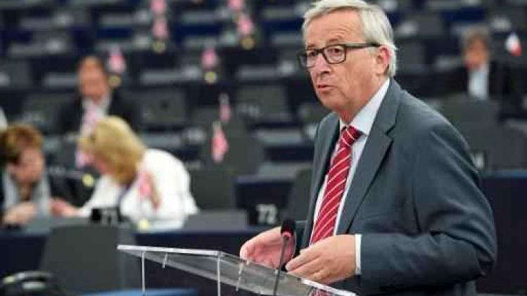 Juncker en Tajani leggen ruzie bij over aanwezigheden in Europees Parlement