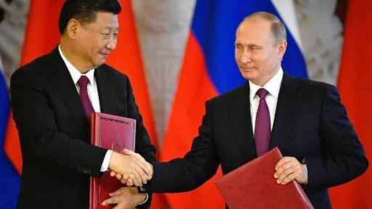 Raket Noord-Korea - Pyongyang bevestigt dat langeafstandraket "grote nucleaire kernkop" kan vervoeren