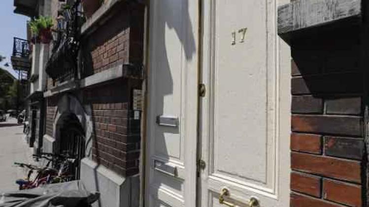 Terreurdreiging - Gerecht zoekt nog minstens één terreurverdachte na vondst wapenarsenaal