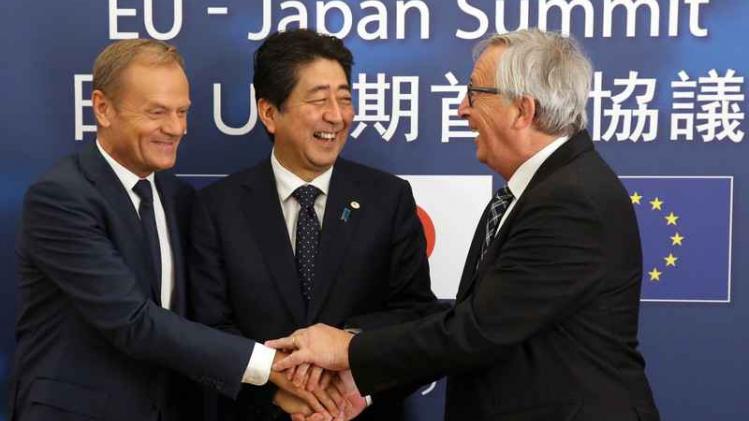 Tusk, Abe en Juncker