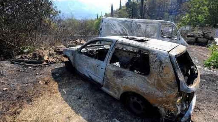 Donkere wolken en stank treffen Kroatische kuststad Split na bosbranden
