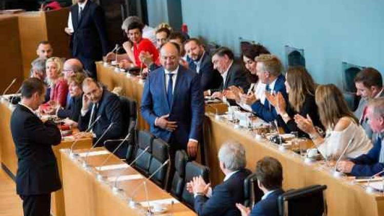 Waals parlement past regeling voor samenstelling van commissies aan