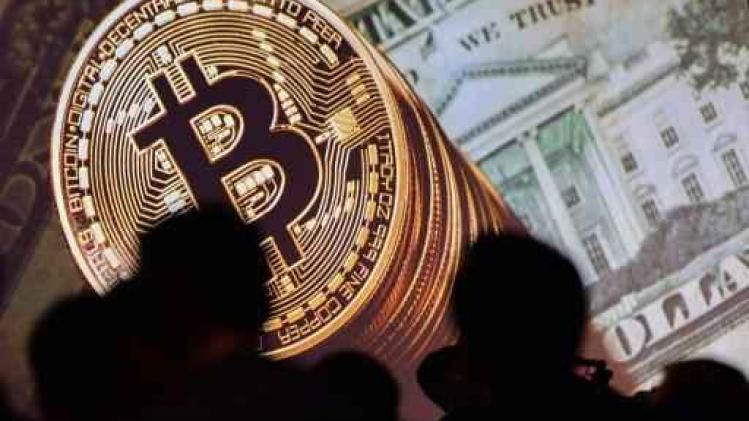 Drie personen aangehouden voor witwassen via inruilen bitcoins