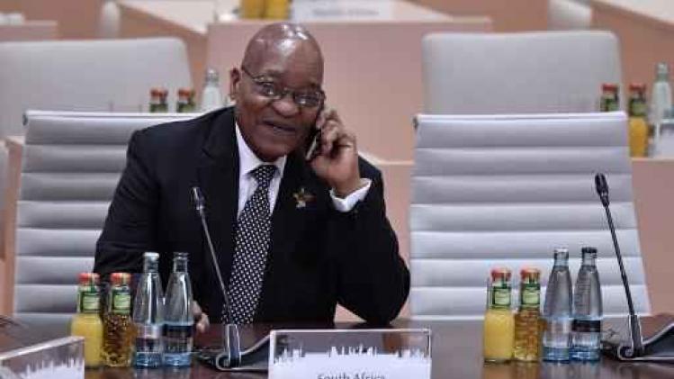 Zuid-Afrikaans president Zuma overleeft nipt motie van wantrouwen