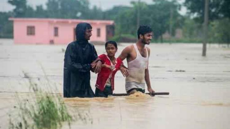 Minstens 47 doden door overstromingen en aardverschuivingen in Nepal