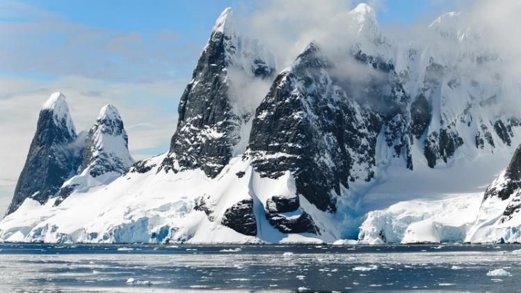 Onder ijs Antartica schuilen nog 91 onbekende vulkanen