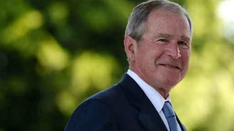 Vader en zoon Bush roepen VS op om "haat en onverdraagzaamheid" af te wijzen