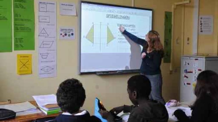Nieuw schooljaar - COV vraagt oplossingen voor meer werkzekerheid startende leerkrachten