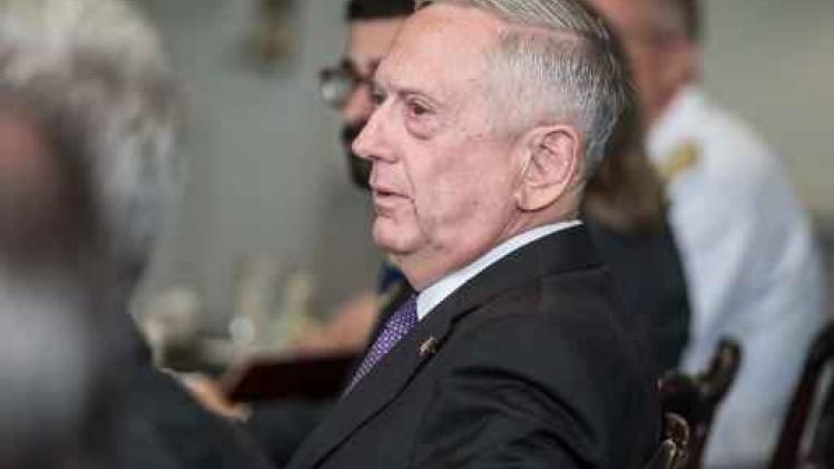 Amerikaanse minister van Defensie brengt verrassingsbezoek aan offensief in Tal Afar