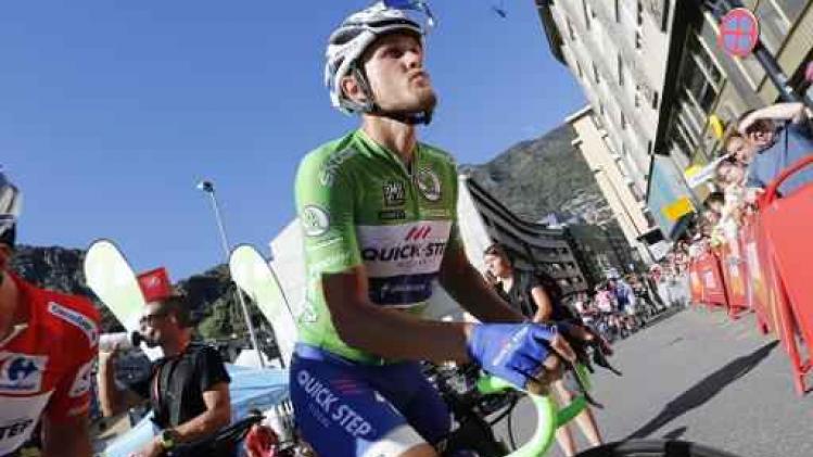 Matteo Trentin sprint naar ritzege in de Vuelta