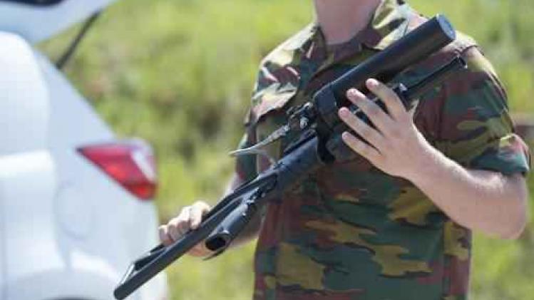 Militairen aangevallen in Brussel - OCAD herbevestigt dreigingsniveau 3