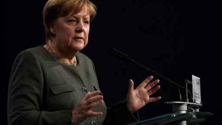 Merkel pleit voor diplomatieke oplossing voor spanning rond Noord-Korea