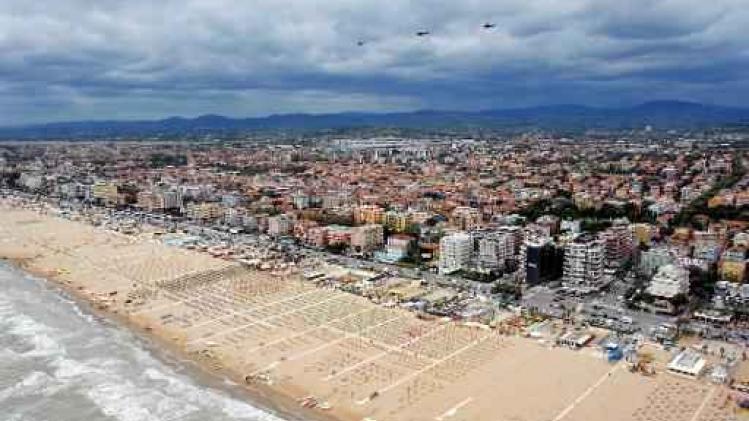 Italiaanse politie houdt vier migranten aan voor verkrachting op strand in Rimini