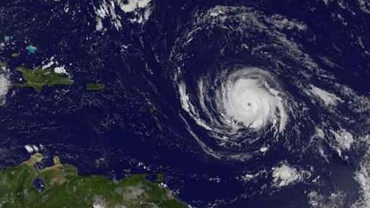 Orkaan Irma - Orkaan bereikt Caraïbische eiland Barbuda
