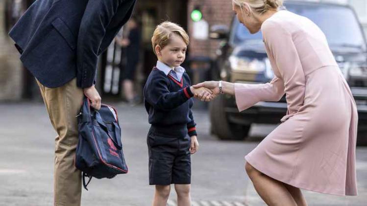 Britse prins George begint aan zijn allereerste schooldag