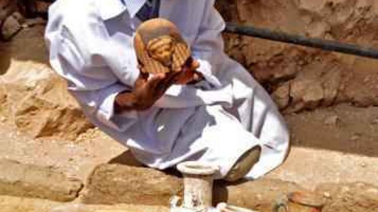Egyptische archeologen ontdekken 3.500 jaar oud graf en mummies in Luxor