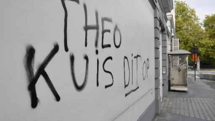 Graffiti tegen Francken op ambtswoning premier: parket opent onderzoek