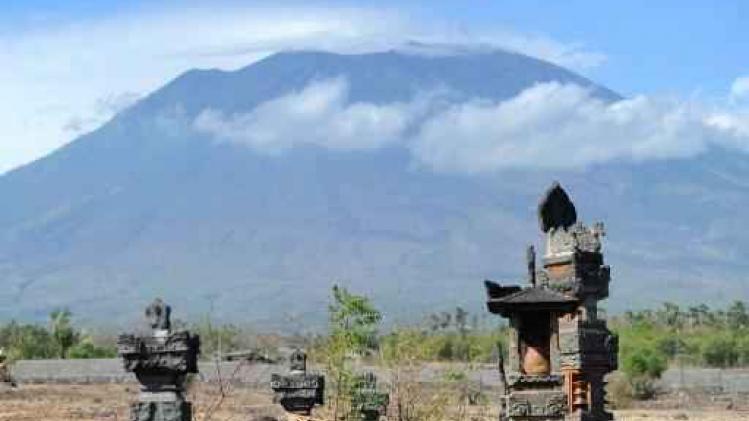 Meer dan 14.000 bewoners vluchten voor mogelijke vulkaanuitbarsting op Bali