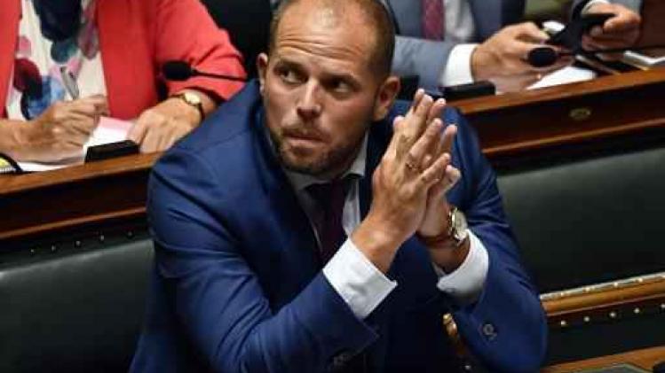 Maximiliaanpark - Francken niet te spreken over opvangvoorstel van Vervoort