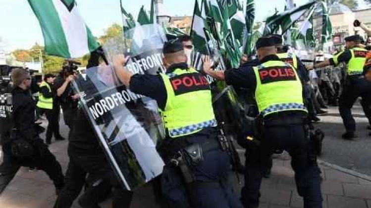 Dertigtal arrestaties bij nazibetoging in Göteborg