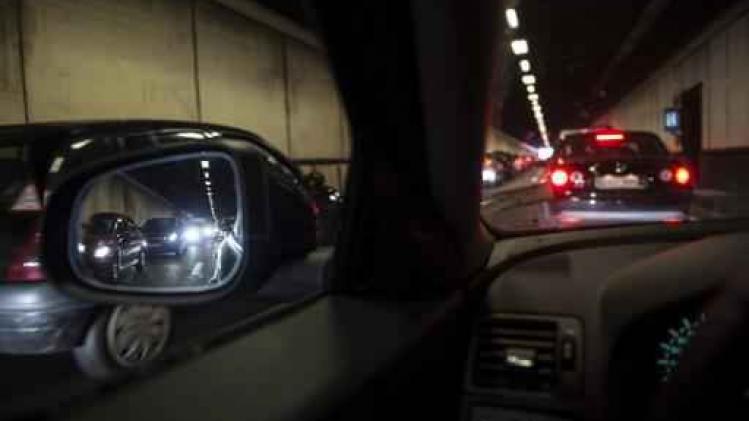 Al vroeg files in Brusselse tunnels