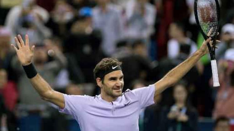 Federer overklast Nadal in finale en pakt 94e ATP-titel uit zijn carrière