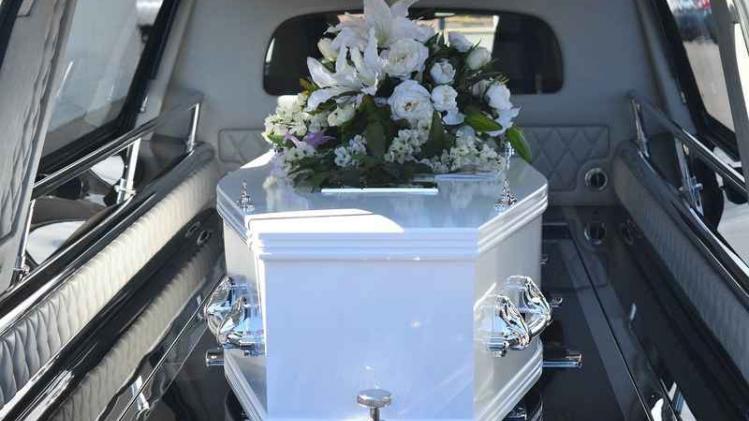 In Japan kan je voortaan naar een drive-thru-begrafenis
